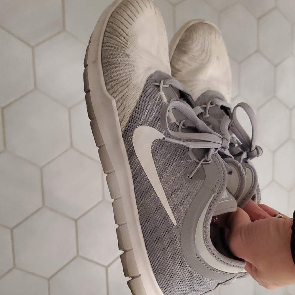 Nike Flex Adapt Light Gray and White Running Shoes